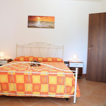 Damiavacanze Casa Vacanza Al Mare A Torre Vado Apartman Szoba fotó