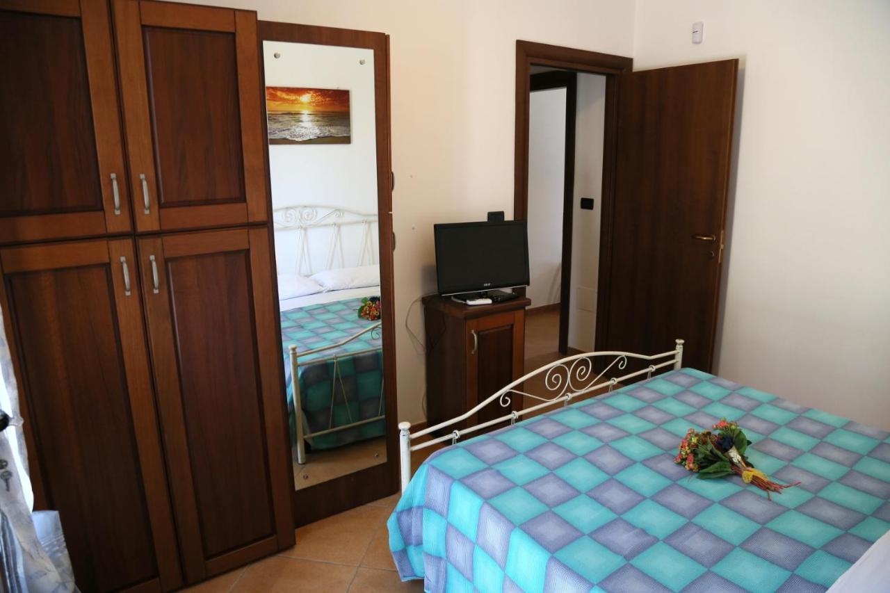 Damiavacanze Casa Vacanza Al Mare A Torre Vado Apartman Kültér fotó