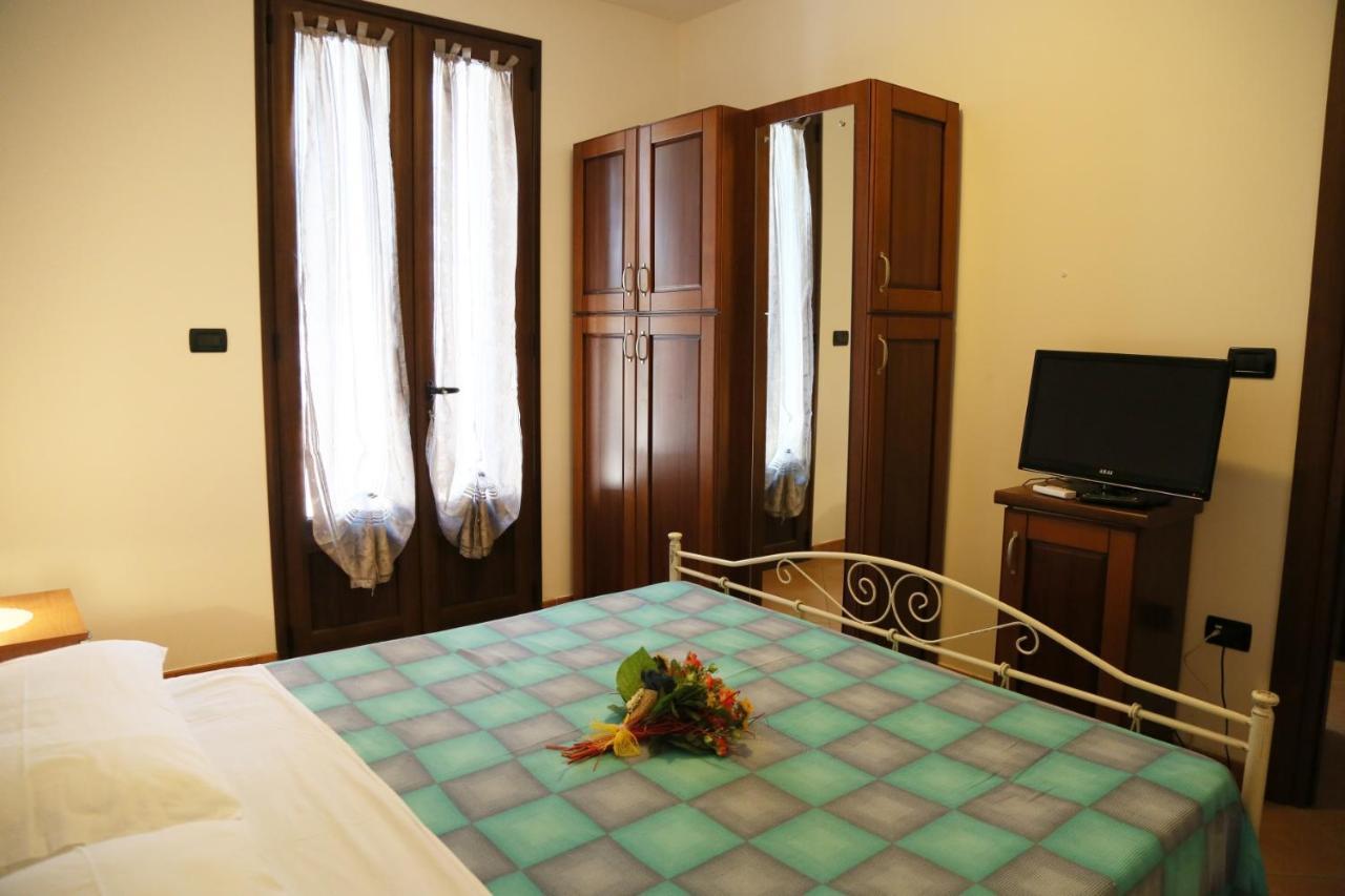 Damiavacanze Casa Vacanza Al Mare A Torre Vado Apartman Kültér fotó